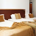 Отель Louro 3*