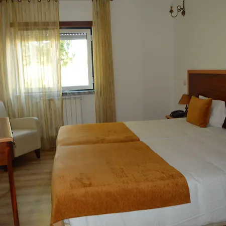 Hotell Louro Óbidos